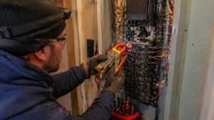 Leakage Clamp Meters