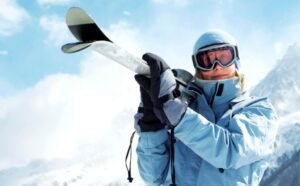 Choosing the Best Oakley Snow Goggles for Winter Sports
