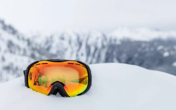 Why Choose Oakley Snow Goggles